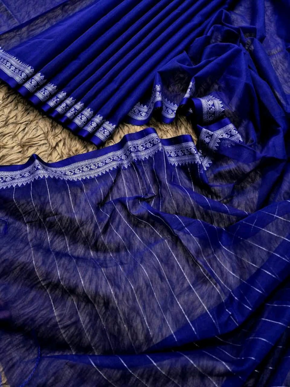 Nokshi Pair Suti Saree ছবি 4