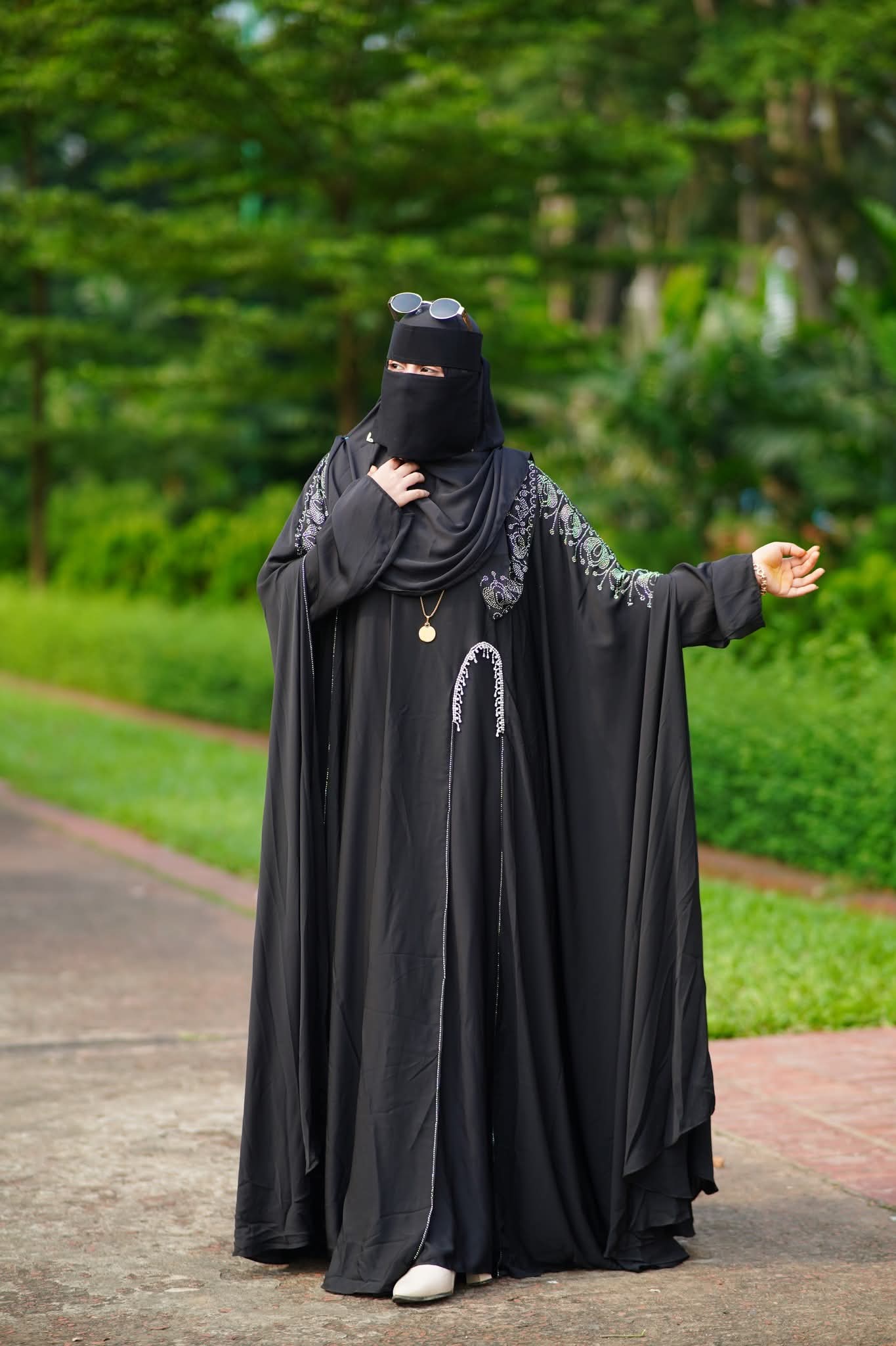 Irani Abaya ছবি 3
