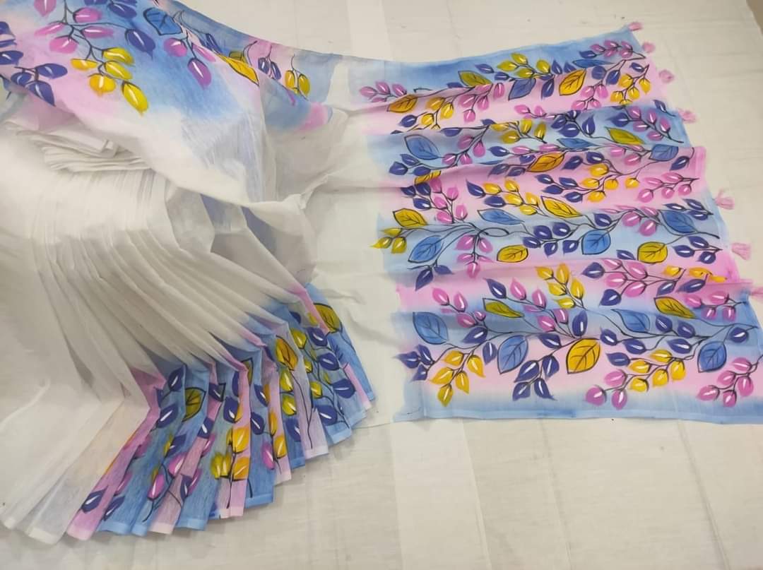 হাফসিল্ক শাড়ীতে  হ্যান্ডপ্রিন্ট তুলির কাজ করা