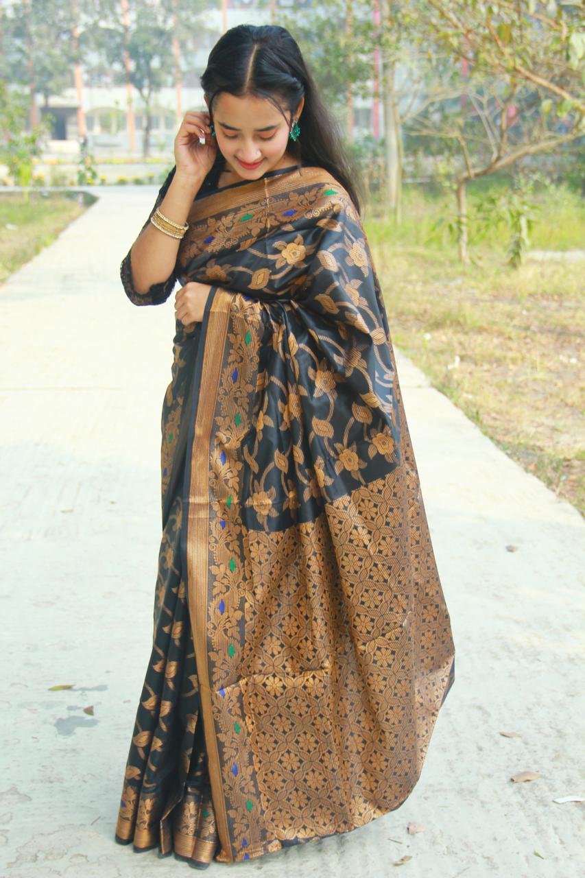 সিল্ক কাতান শাড়ি