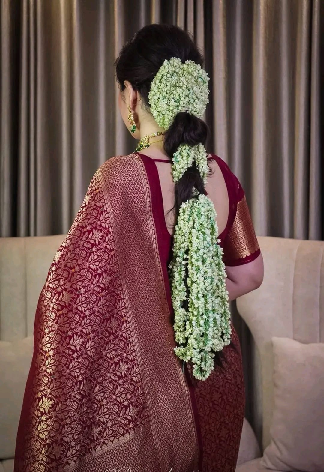Royal Elegance Benaroshi Katan Saree ছবি 4