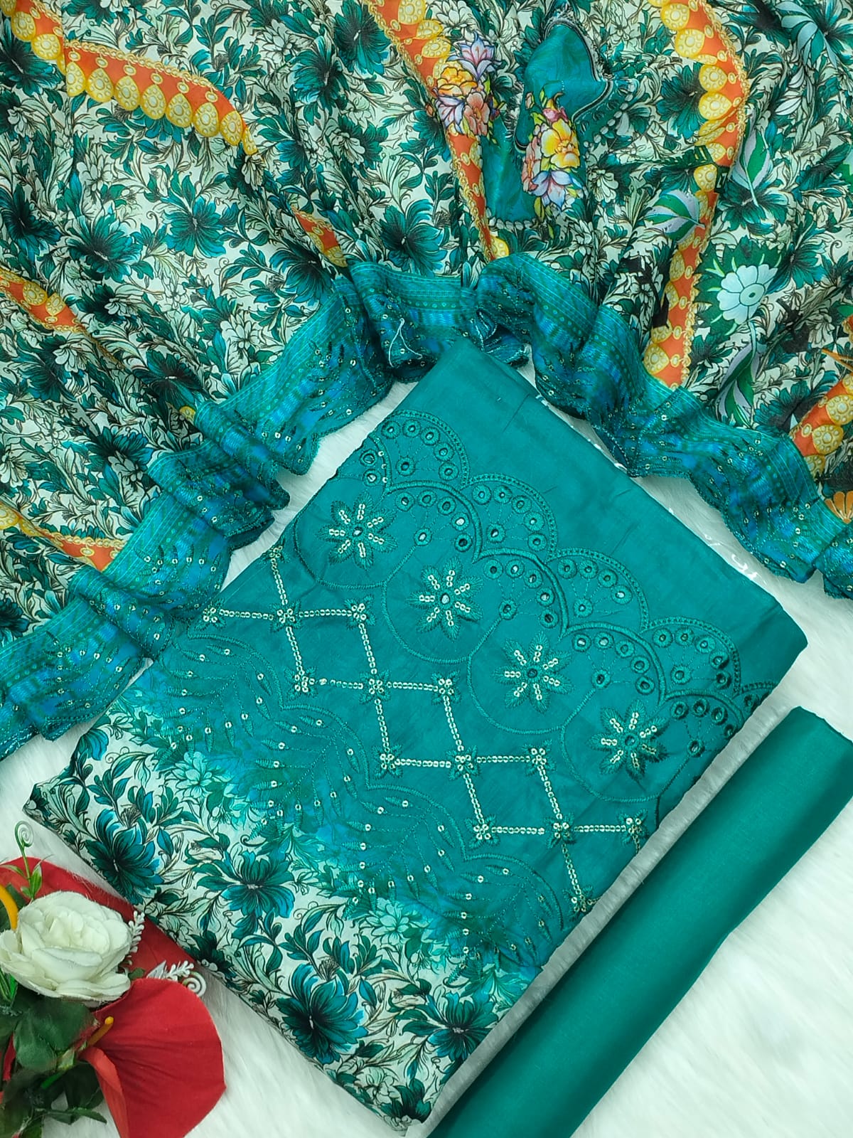 Unstitch Printed Three Piece ছবি 17