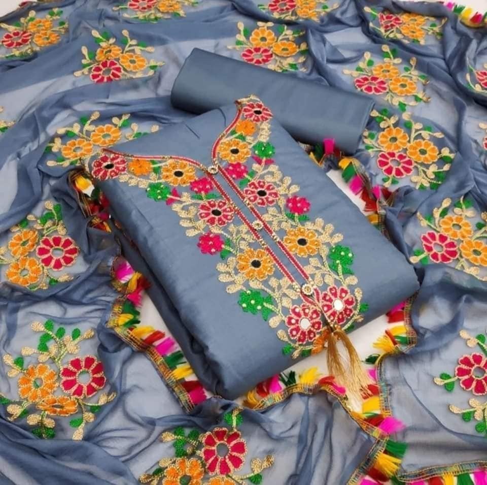 কাশ্মীরী আড়ি এম্ব্রডারী থ্রি-পিচ। ছবি 7