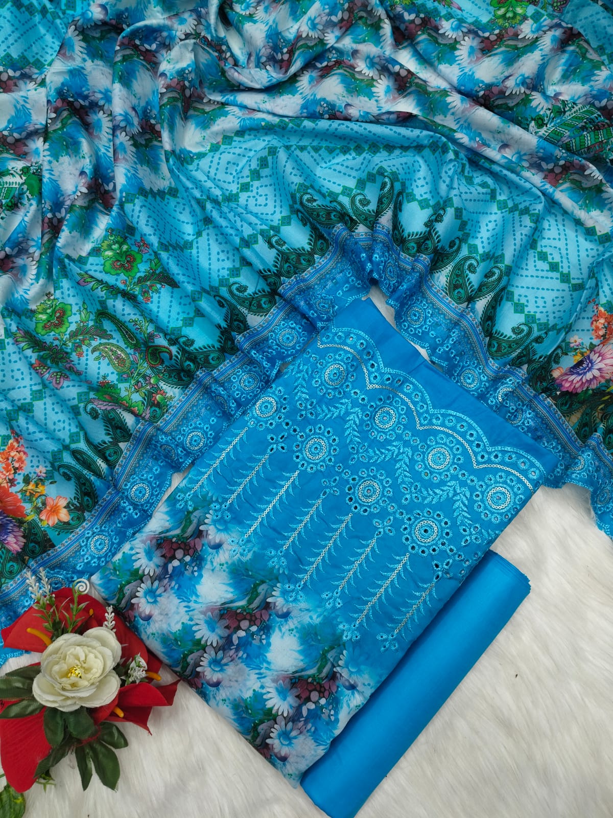 Unstitch Printed Three Piece ছবি 10