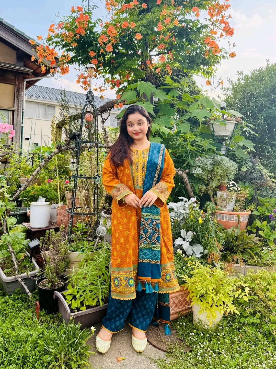 Unstitch Three Piece ছবি 10