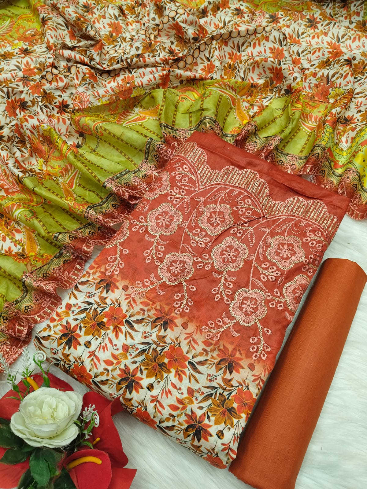 Unstitch Printed Three Piece ছবি 18
