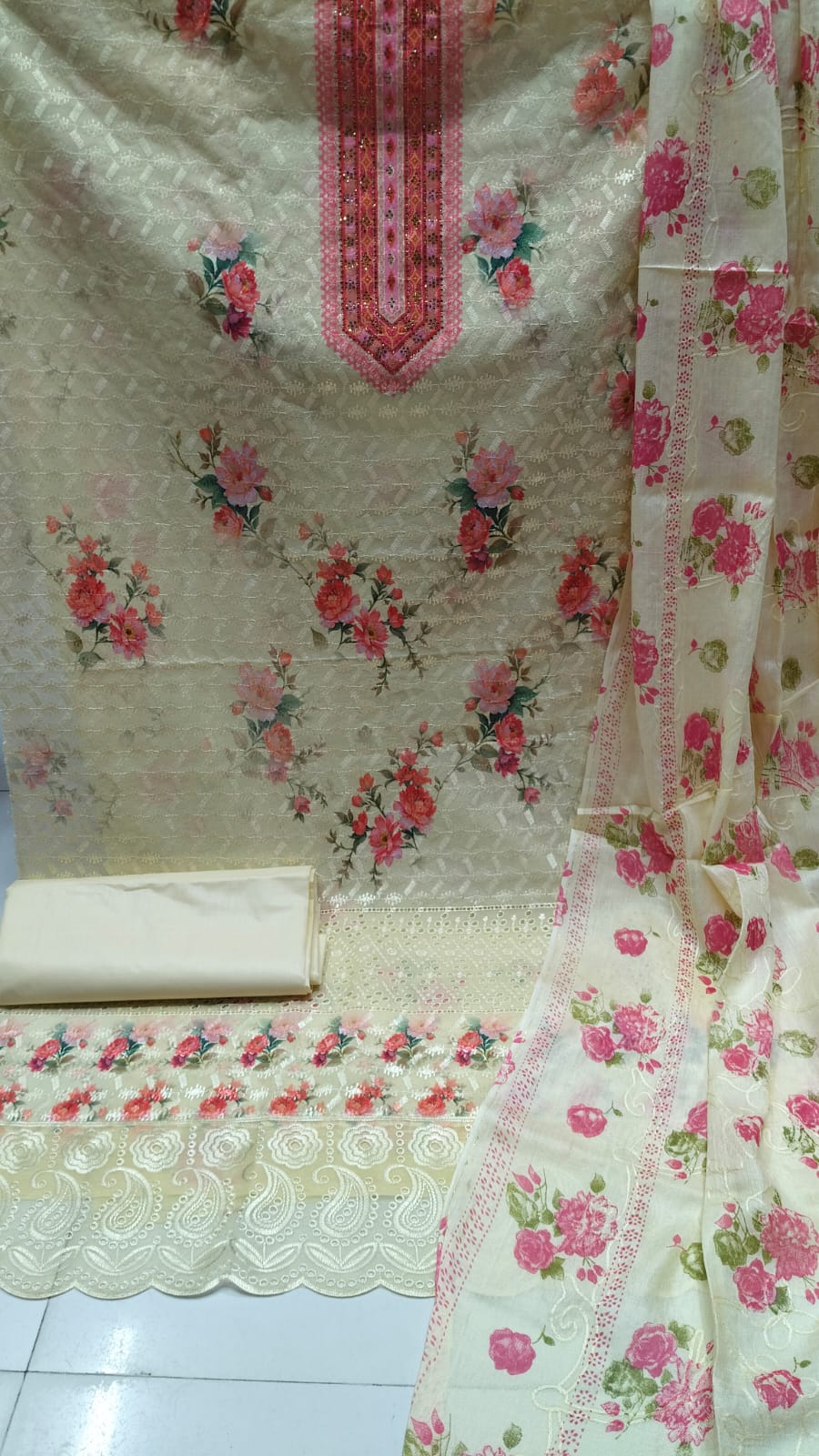 Unstitch Printed Three Piece