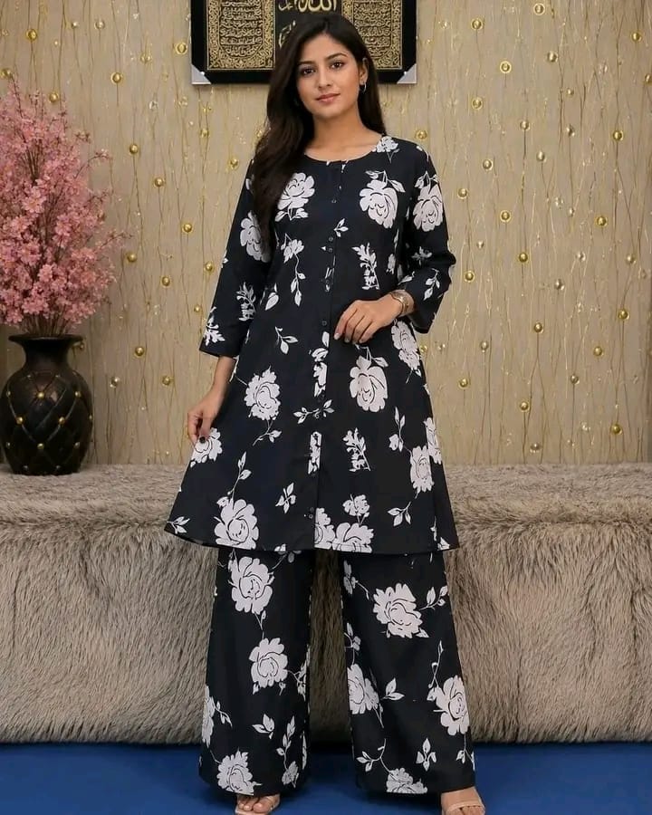 Unique Western Two-Piece ছবি 3